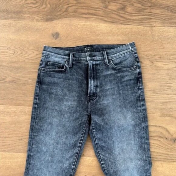 Mother the insider crop step fray jeans - size 31 - Picture 2 of 6